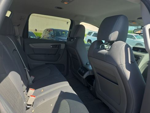 Used 2017 Chevrolet Traverse LS FWD image 10
