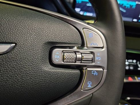 Used 2023 Genesis GV70 2.5T w/ Advanced Package image 27