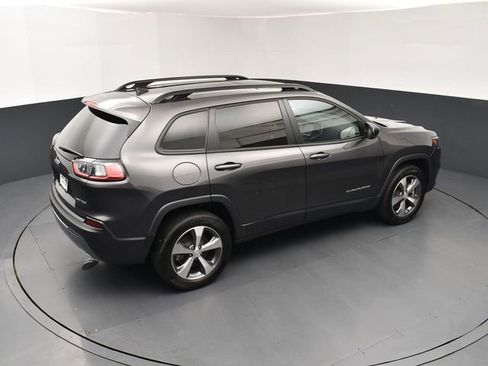 Used 2022 Jeep Cherokee Limited AWD/4WD image 18