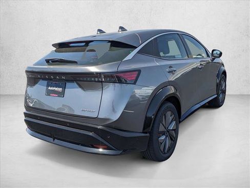 Used 2023 Nissan Ariya FWD image 5