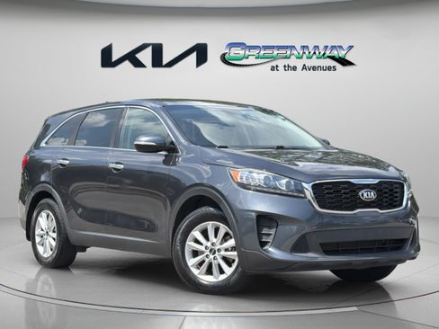 Used 2020 Kia Sorento LX FWD image 1