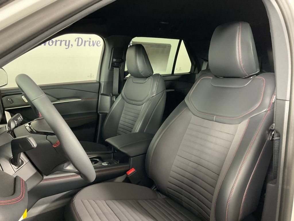 New 2026 Ford Explorer ST-Line w/ ST-Line Street Pack RWD image 13