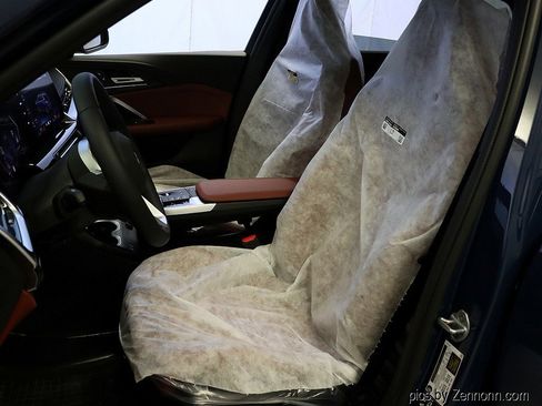 Used 2026 BMW X1 xDrive28i image 10