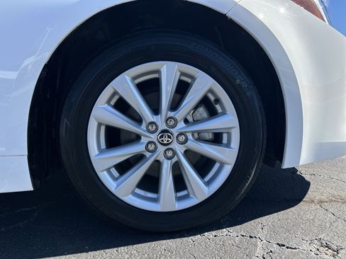 Used 2023 Toyota Corolla SE image 13