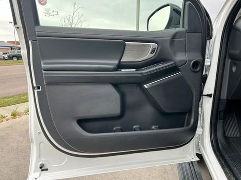 Used 2025 Ford Expedition Max Platinum AWD/4WD image 20