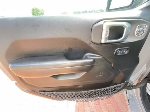 Used 2020 Jeep Wrangler Unlimited Sport S AWD/4WD image 10