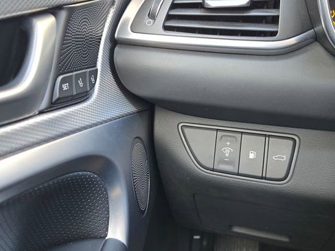 Used 2022 Genesis G70 2.0T w/ Prestige Package image 23