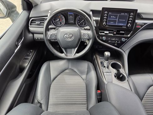 Used 2024 Toyota Camry SE FWD image 14