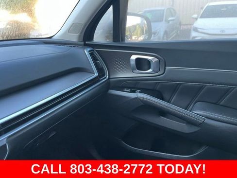 Used 2025 Kia Sorento SX FWD image 28