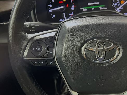 Used 2019 Toyota Avalon XLE FWD image 19