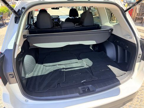 Used 2023 Subaru Forester Premium image 15