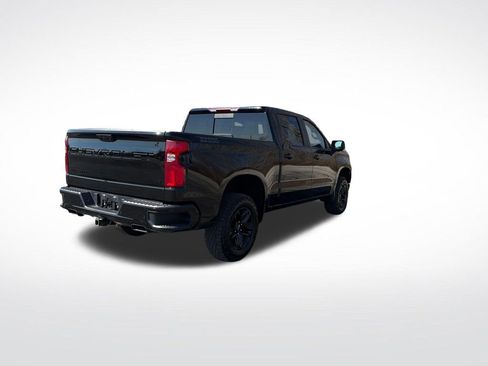 Used 2023 Chevrolet Silverado 1500 LT Trail Boss w/ LT Trail Boss Premium Package AWD/4WD image 6