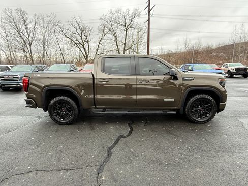 Used 2024 GMC Sierra 1500 Elevation w/ LPO, Elevation Black Package image 6