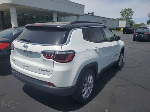 Used 2025 Jeep Compass Limited AWD/4WD image 8