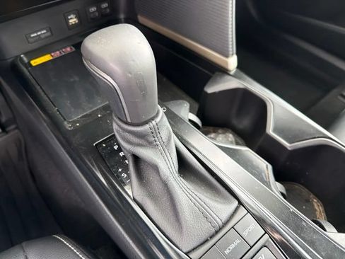 Certified 2025 Toyota Camry SE FWD image 23