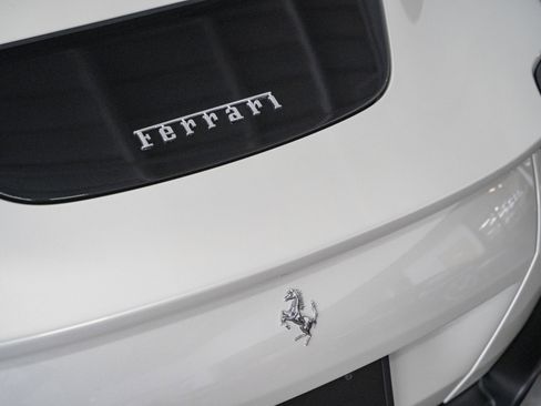 Used 2025 Ferrari Roma Spider image 21