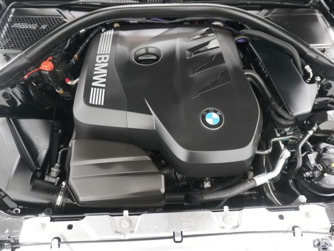 Used 2025 BMW 330i xDrive Sedan w/ M Sport Package AWD/4WD image 34