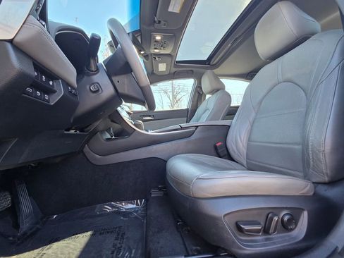Used 2020 Toyota Avalon Limited w/ Advanced Safety Package FWD image 22