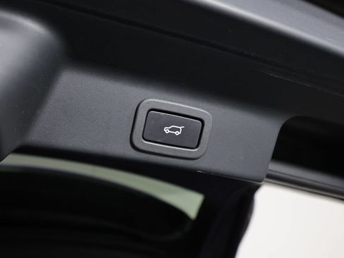 Used 2018 Jaguar F-PACE Prestige AWD/4WD image 19