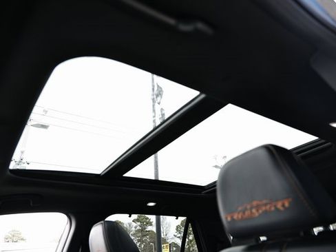 Used 2024 Honda Pilot TrailSport image 19