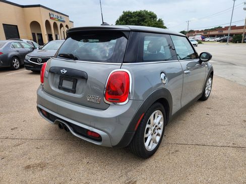 Used 2017 MINI Cooper S FWD image 5