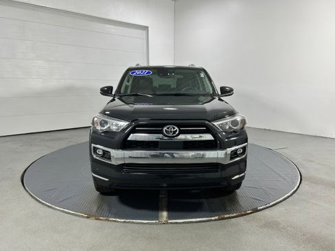 Used 2021 Toyota 4Runner Limited image 17