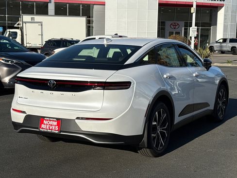 New 2026 Toyota Crown XLE image 9