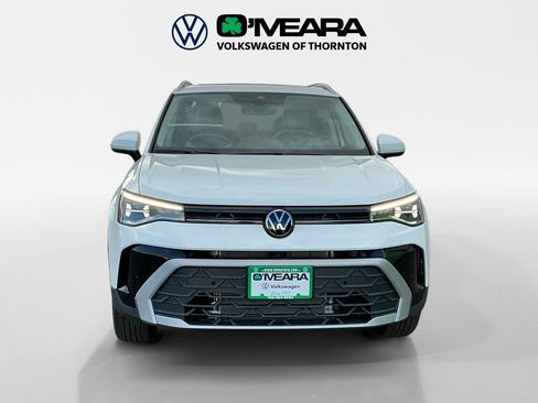 New 2025 Volkswagen Taos SE image 8