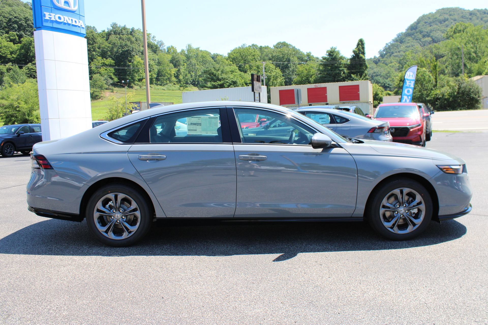 New 2026 Honda Accord EX-L image 4