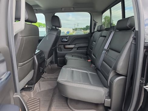 Used 2019 GMC Sierra 2500 Denali w/ Duramax Plus Package AWD/4WD image 25