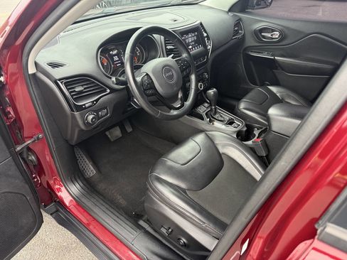 Used 2021 Jeep Cherokee Latitude Plus image 8