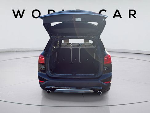 Used 2021 BMW X1 xDrive28i w/ Convenience Package AWD/4WD image 18