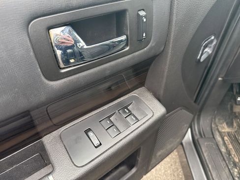Used 2018 Ford Flex SEL image 8