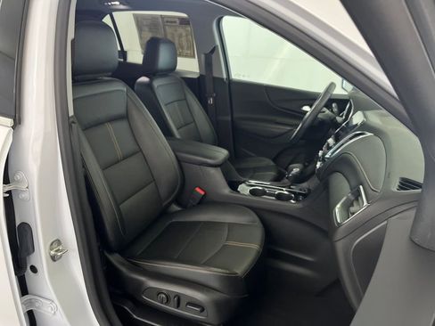 Used 2023 Chevrolet Equinox Premier AWD/4WD image 22