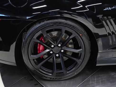 Used 2015 Chevrolet Camaro SS w/ SS Performance Package RWD image 50