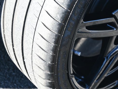 Used 2023 Chevrolet Corvette 1LT w/ Z51 Performance Package image 14