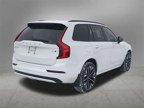 New 2026 Volvo XC90 B6 Ultra w/ Protection Package Premier image 6