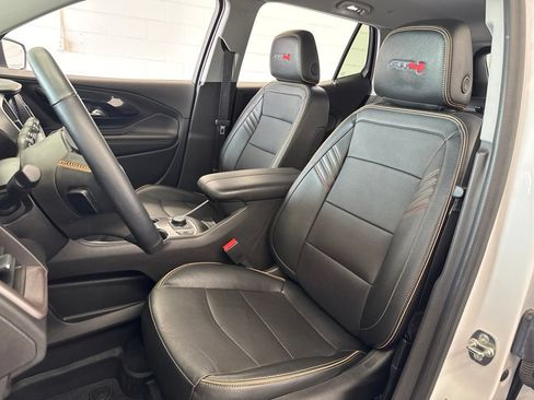 Used 2024 GMC Terrain AT4 AWD/4WD image 15