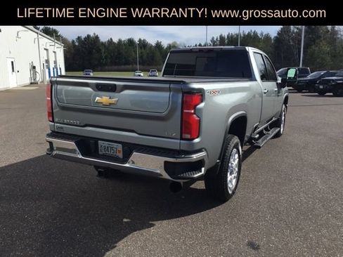 Used 2024 Chevrolet Silverado 2500 LTZ w/ LTZ Convenience Package AWD/4WD image 9
