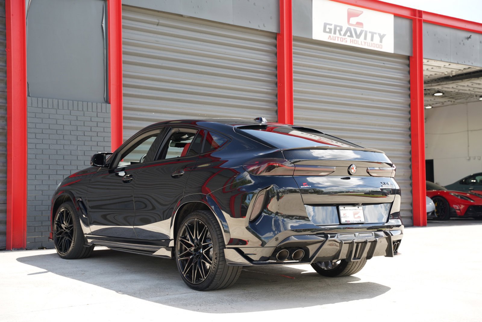 Used 2025 BMW X6 M Competition w/ Executive Package AWD/4WD image 11