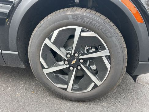 New 2026 Chevrolet Equinox EV LT w/ Comfort Package image 8