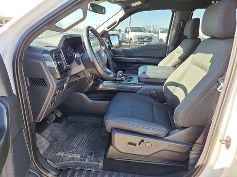 Used 2022 Ford F150 XLT w/ Equipment Group 302A High image 10