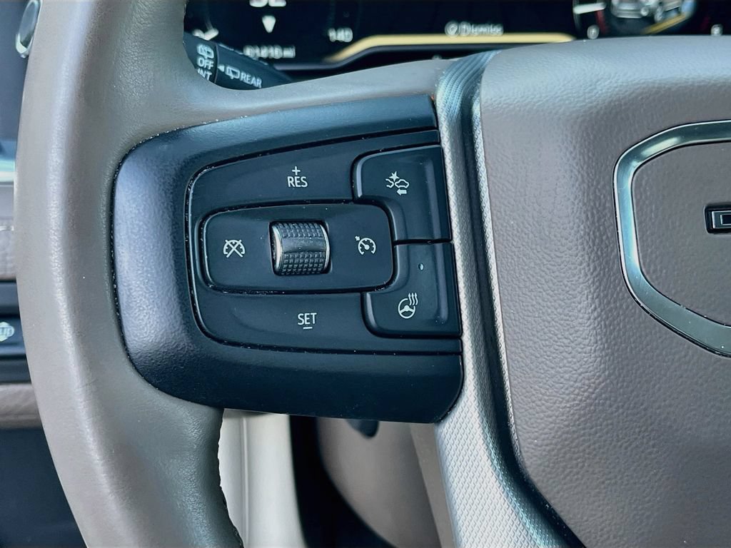 Used 2023 GMC Yukon Denali RWD image 19