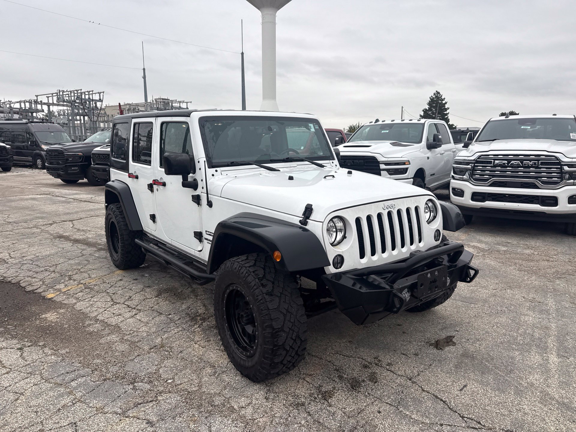 Used 2016 Jeep Wrangler Unlimited Sport w/ Quick Order Package 24S AWD/4WD image 4