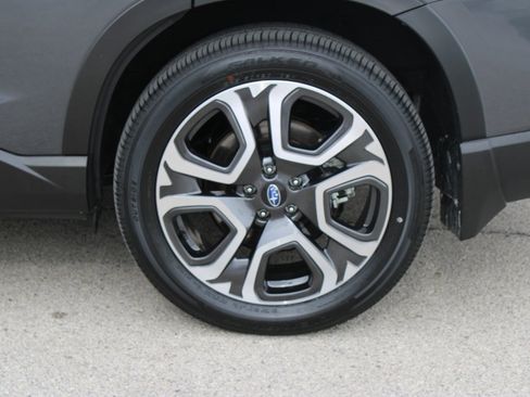 Used 2025 Subaru Ascent Touring image 32