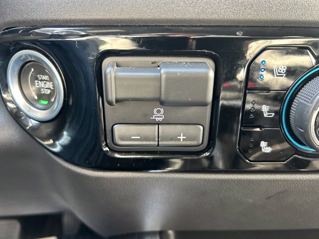 Used 2024 Chevrolet Silverado 1500 LTZ AWD/4WD image 31