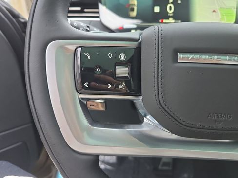 New 2025 Land Rover Range Rover SE AWD/4WD image 18