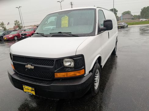 Used 2004 Chevrolet Express 2500 RWD image 4