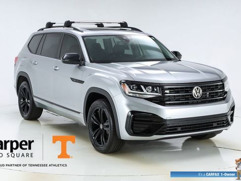 Used 2023 Volkswagen Atlas SEL R-Line AWD/4WD image 55