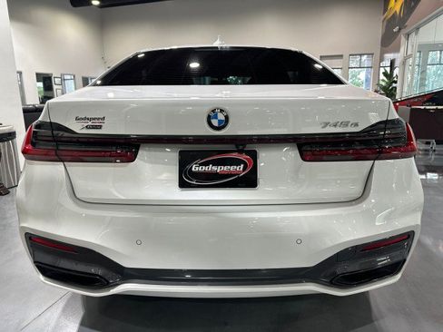 Used 2020 BMW 745e xDrive AWD/4WD image 36